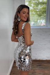 Sparkly Silver Scoop Neck Mirror Tight Short Homecoming Dress